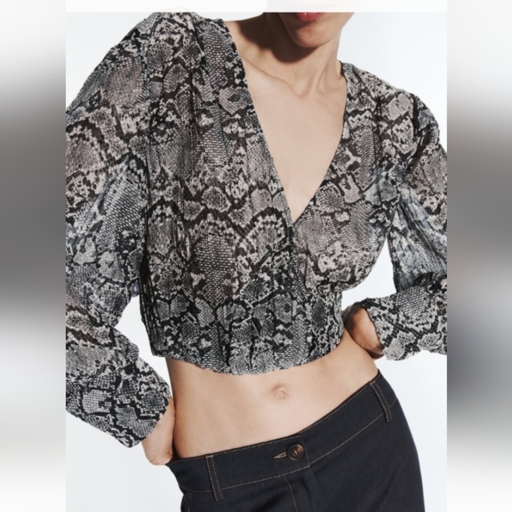 Zara Snakeskin Print Metallic thread Top